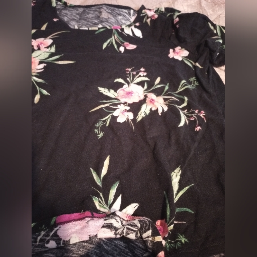 Short sleeve shirt
